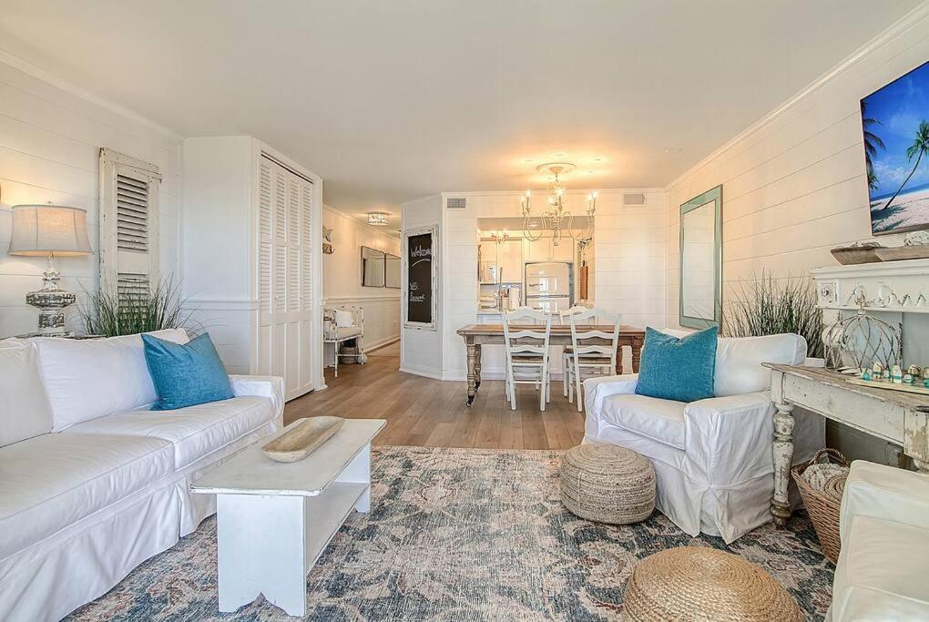 Luxury Seabrook Beachfront W/Spectacular Sunsets מראה חיצוני תמונה